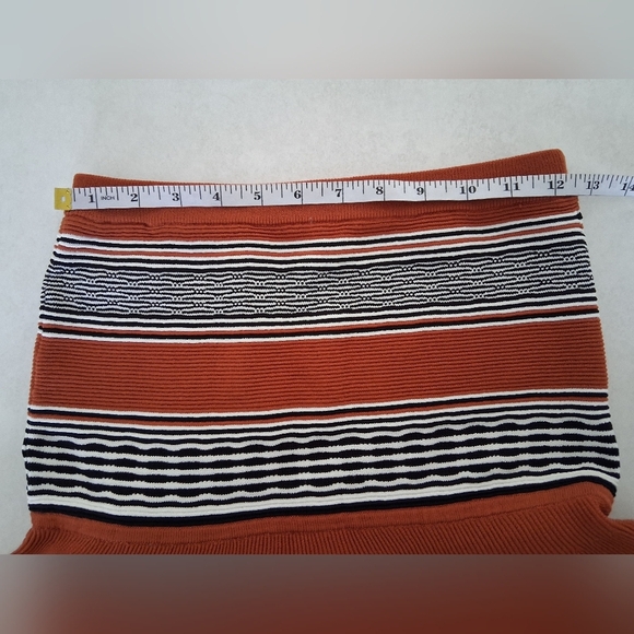 Sandro/ Orange and Black Mini Fit and Flare Skirt/ Ribbed/ Size US 2 - Picture 8 of 10